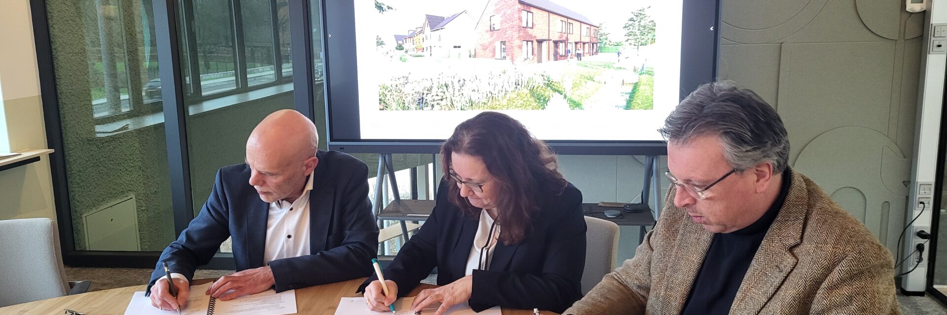 Triada koopt huurwoningen Kloosterhof Oene